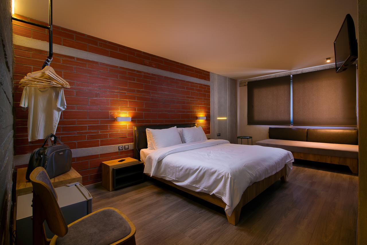 Urban Donkey Apartment เทสซาโลนิกิ ภายนอก รูปภาพ