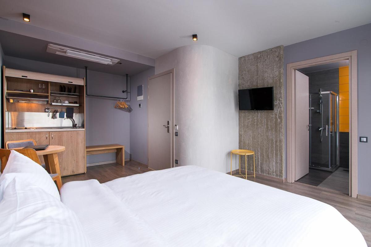 Urban Donkey Apartment เทสซาโลนิกิ ภายนอก รูปภาพ